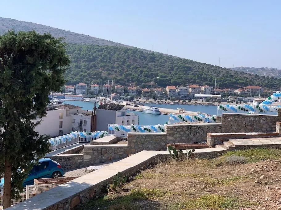 Studio Pilot Hotel Izmir Guest house